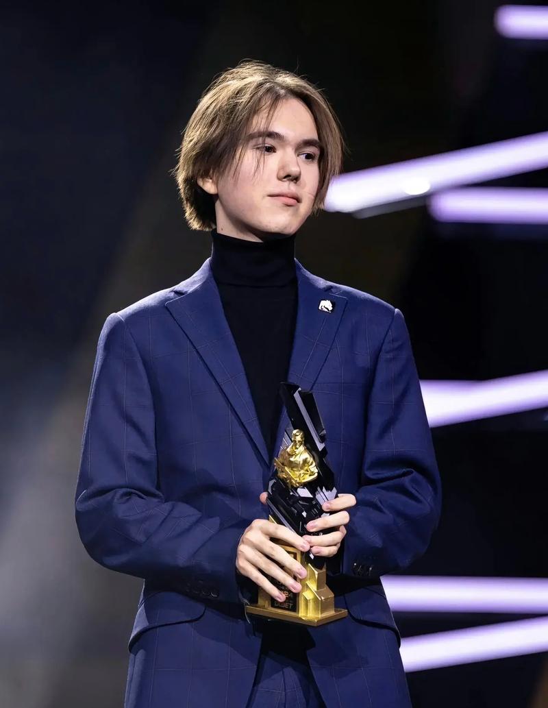 【预测】2020KPL秋季赛11.11赛程，TES vs KS.YTG，武汉eStarPro vs 佛山GK